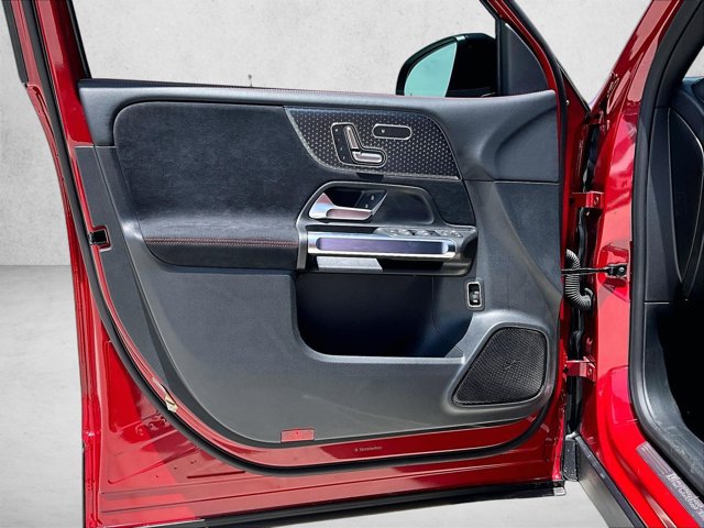 New 2026 Mercedes-Benz GLB 250 image 26