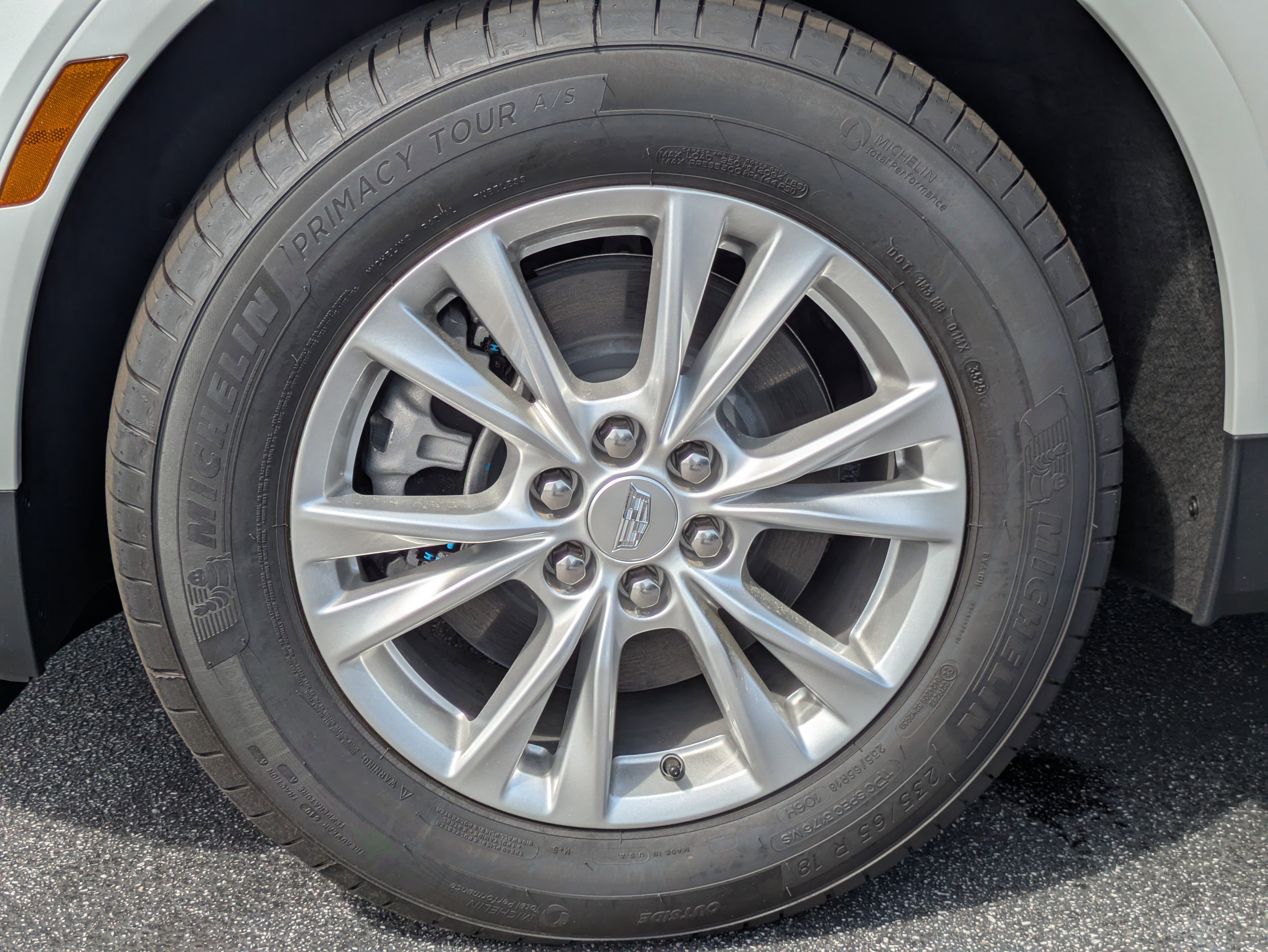 New 2026 Cadillac XT5 Luxury FWD image 32