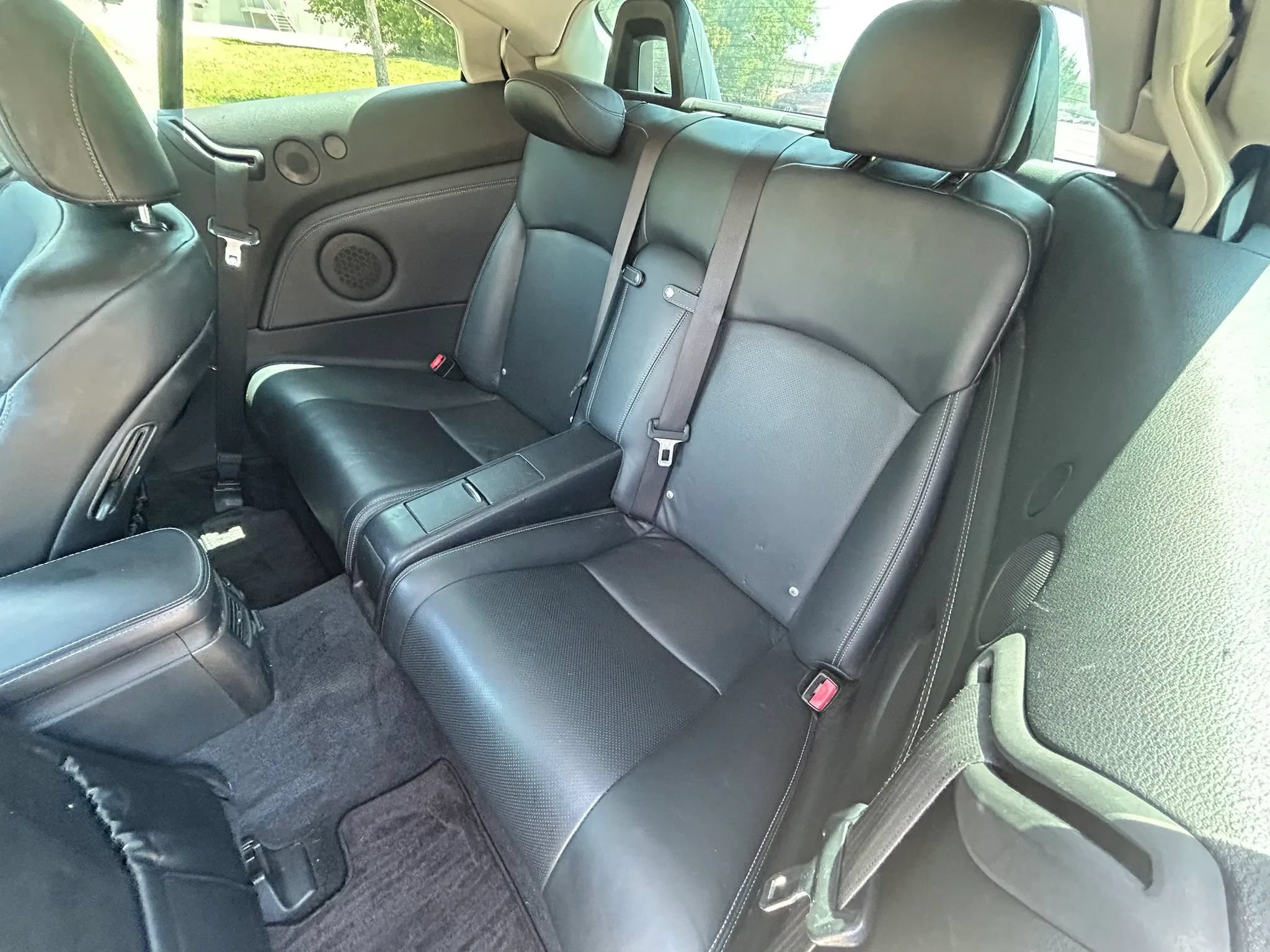 Used 2010 Lexus IS 350C RWD image 12