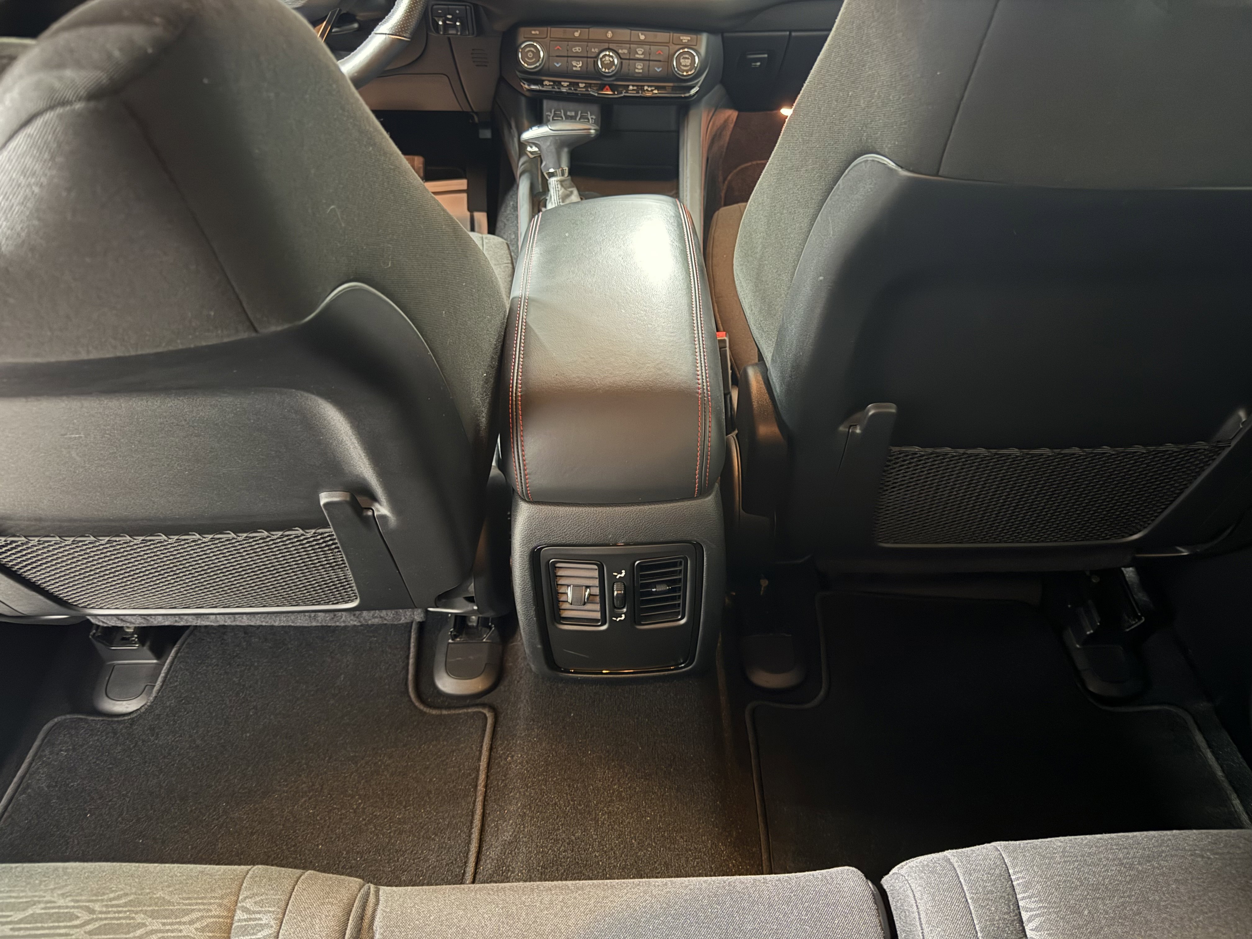 Used 2024 Dodge Durango GT w/ Trailer Tow Group IV image 22