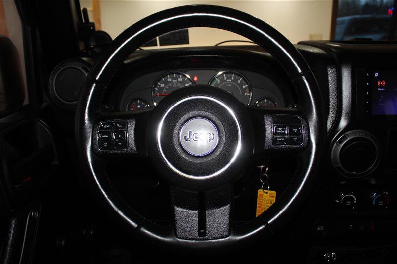 Used 2013 Jeep Wrangler Unlimited Sport w/ Connectivity Group AWD/4WD image 15