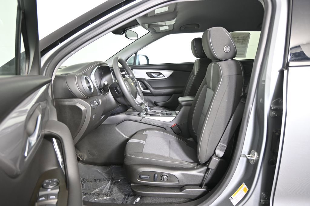 Used 2023 Chevrolet Blazer LT image 20