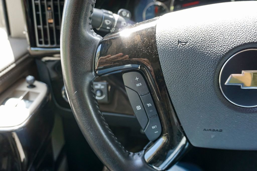 Used 2017 Chevrolet Express 2500 RWD image 78