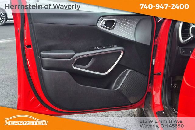 Used 2022 Kia Soul LX FWD image 15