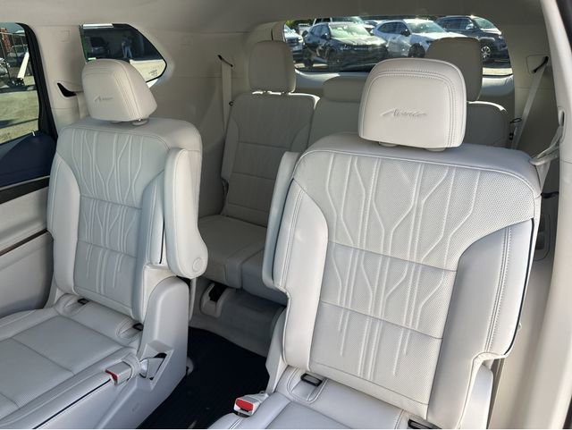 New 2026 Buick Enclave Avenir w/ Super Cruise Package image 18