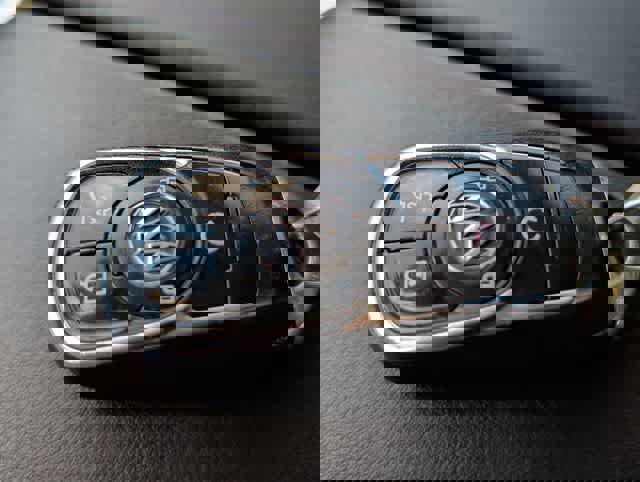 Used 2019 Buick Envision Essence w/ LPO, Road Trip Package image 33