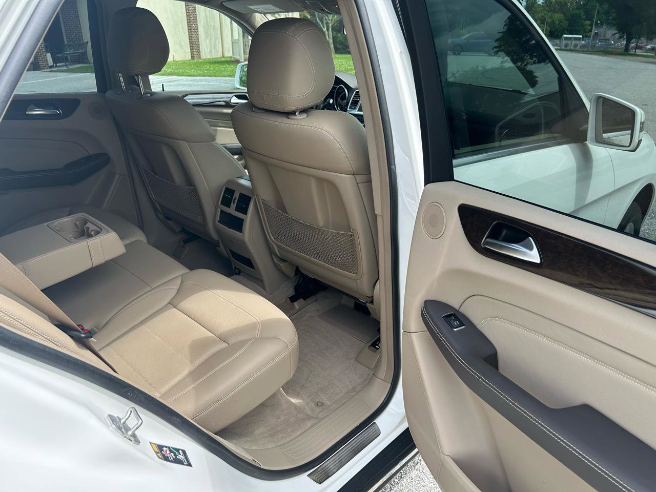 Used 2015 Mercedes-Benz ML 250 BlueTEC 4MATIC image 16