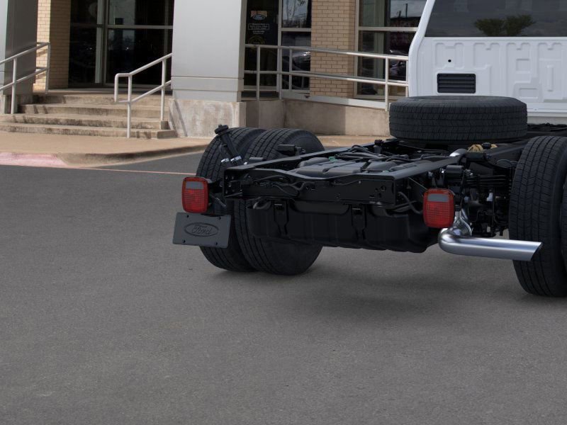 New 2026 Ford F350 XL w/ XL Chrome Package image 23