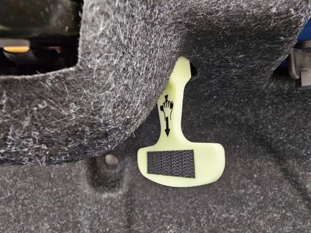 Used 2023 Dodge Challenger R/T w/ Performance Handling Group image 40