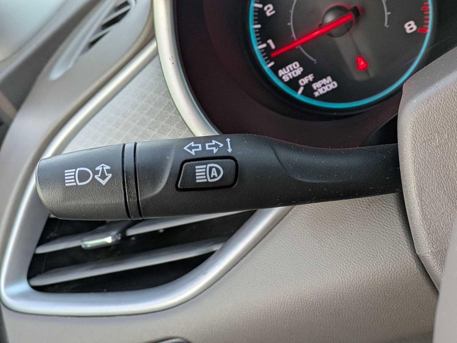 Used 2020 Chevrolet Malibu LS w/ Driver Confidence Package II image 24