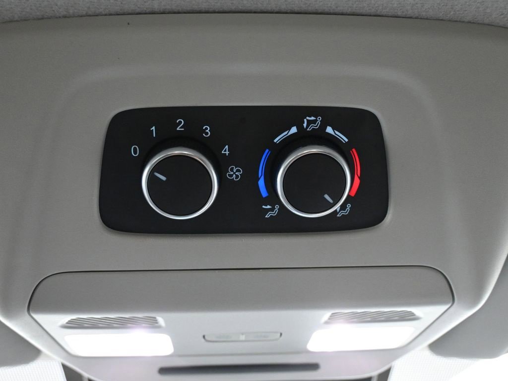 Used 2023 Ford Transit 350 XLT image 24