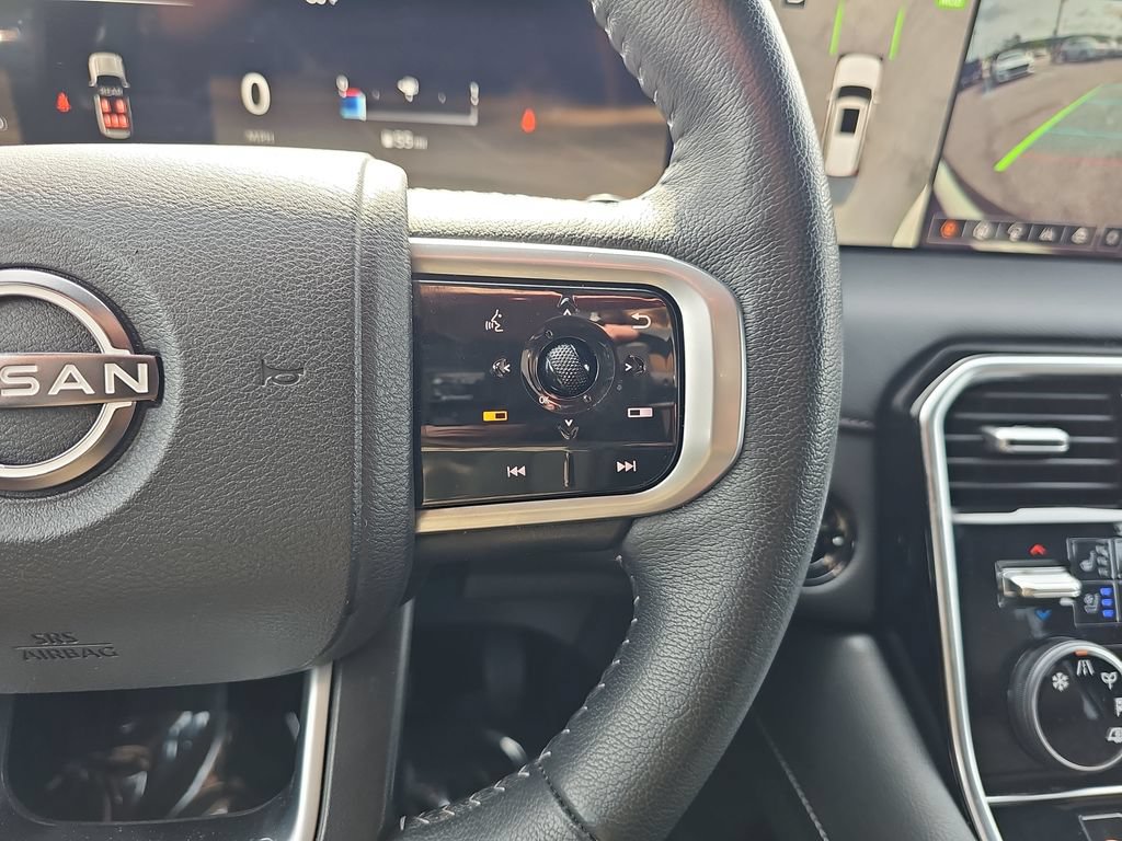 Used 2025 Nissan Armada Platinum RWD image 18