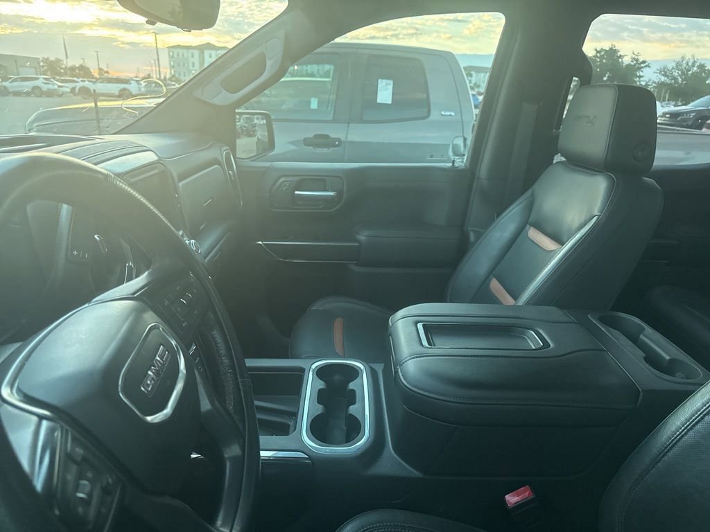 Used 2020 GMC Sierra 1500 AT4 w/ AT4 Premium Package AWD/4WD image 10