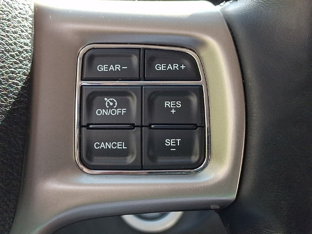 Used 2015 RAM 1500 Laramie w/ Convenience Group AWD/4WD image 24