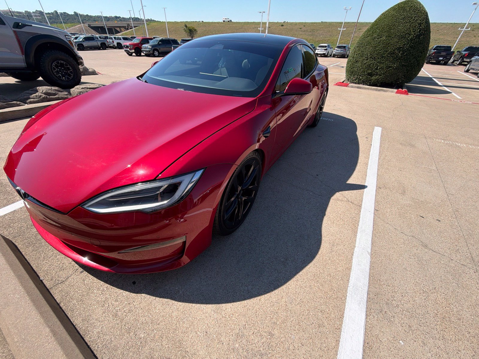 Used 2021 Tesla Model S Plaid AWD/4WD image 2