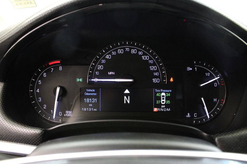 Used 2019 Cadillac XTS image 9