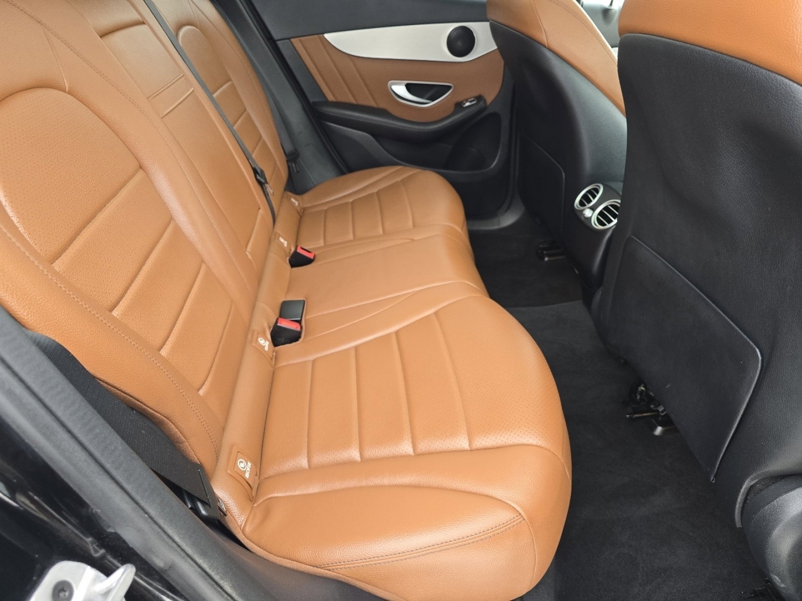 Used 2022 Mercedes-Benz GLC 300 4MATIC image 22