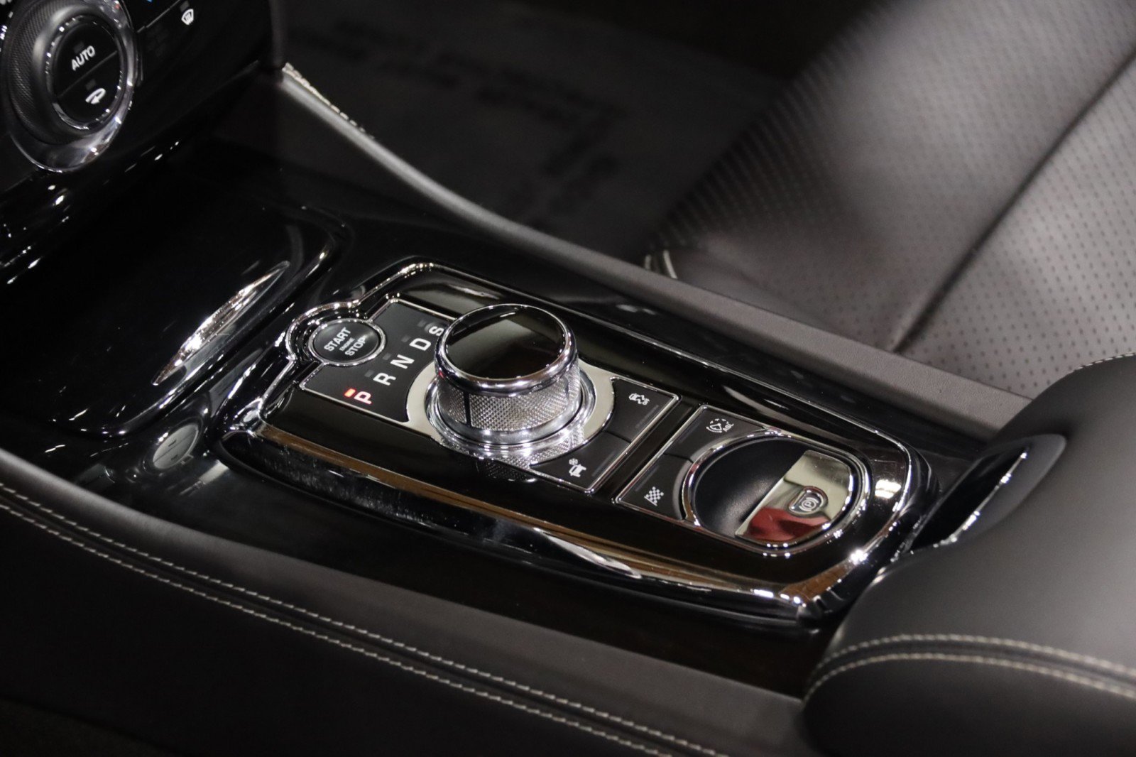 Used 2014 Jaguar XK 2dr Convertible image 58