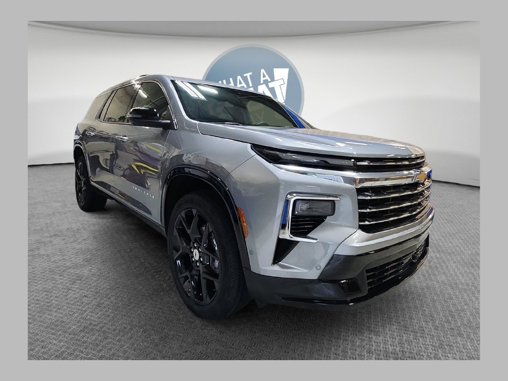 Certified 2025 Chevrolet Traverse High Country w/ LPO, Floor Liner Package AWD/4WD image 1