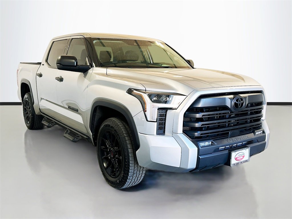 Used 2023 Toyota Tundra SR5 image 3