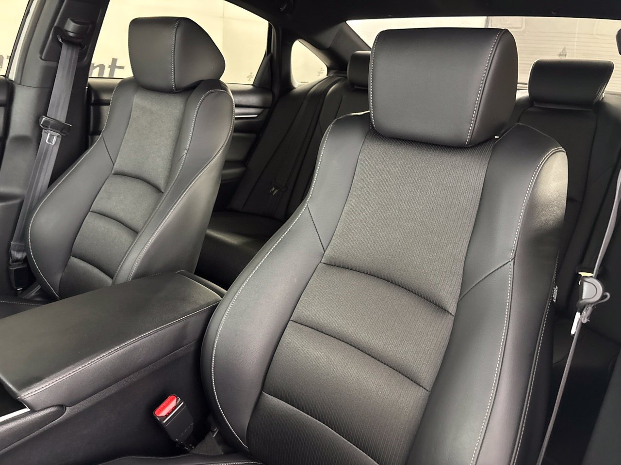 Used 2022 Honda Accord Sport image 8
