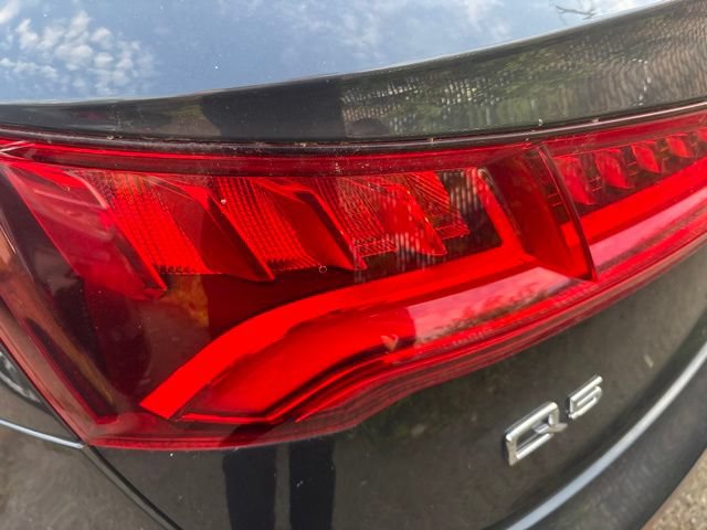 Used 2018 Audi Q5 Prestige AWD/4WD image 6