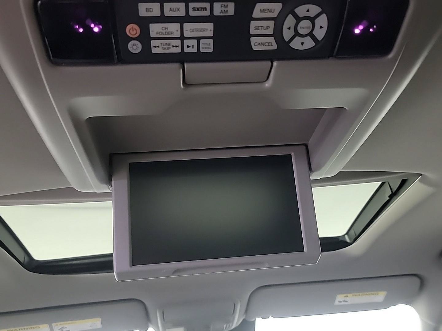 Certified 2017 Honda Pilot Touring image 21
