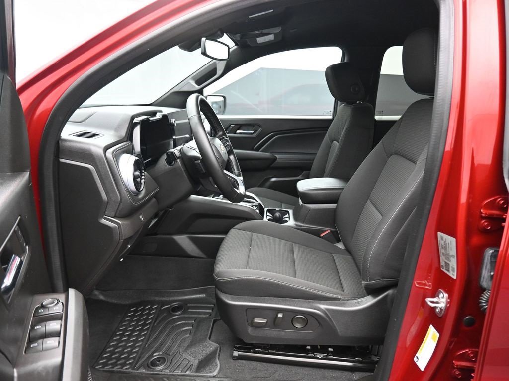 Used 2023 Chevrolet Colorado LT w/ LT Convenience Package II image 11