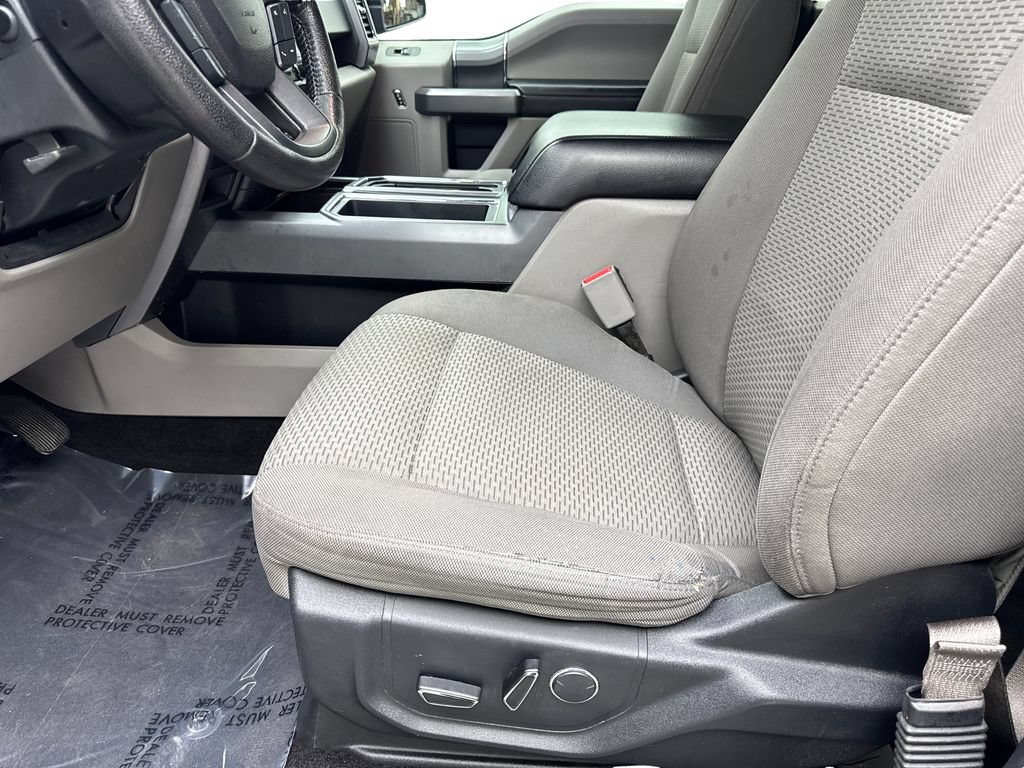 Used 2016 Ford F150 XLT w/ Equipment Group 302A Luxury RWD image 26