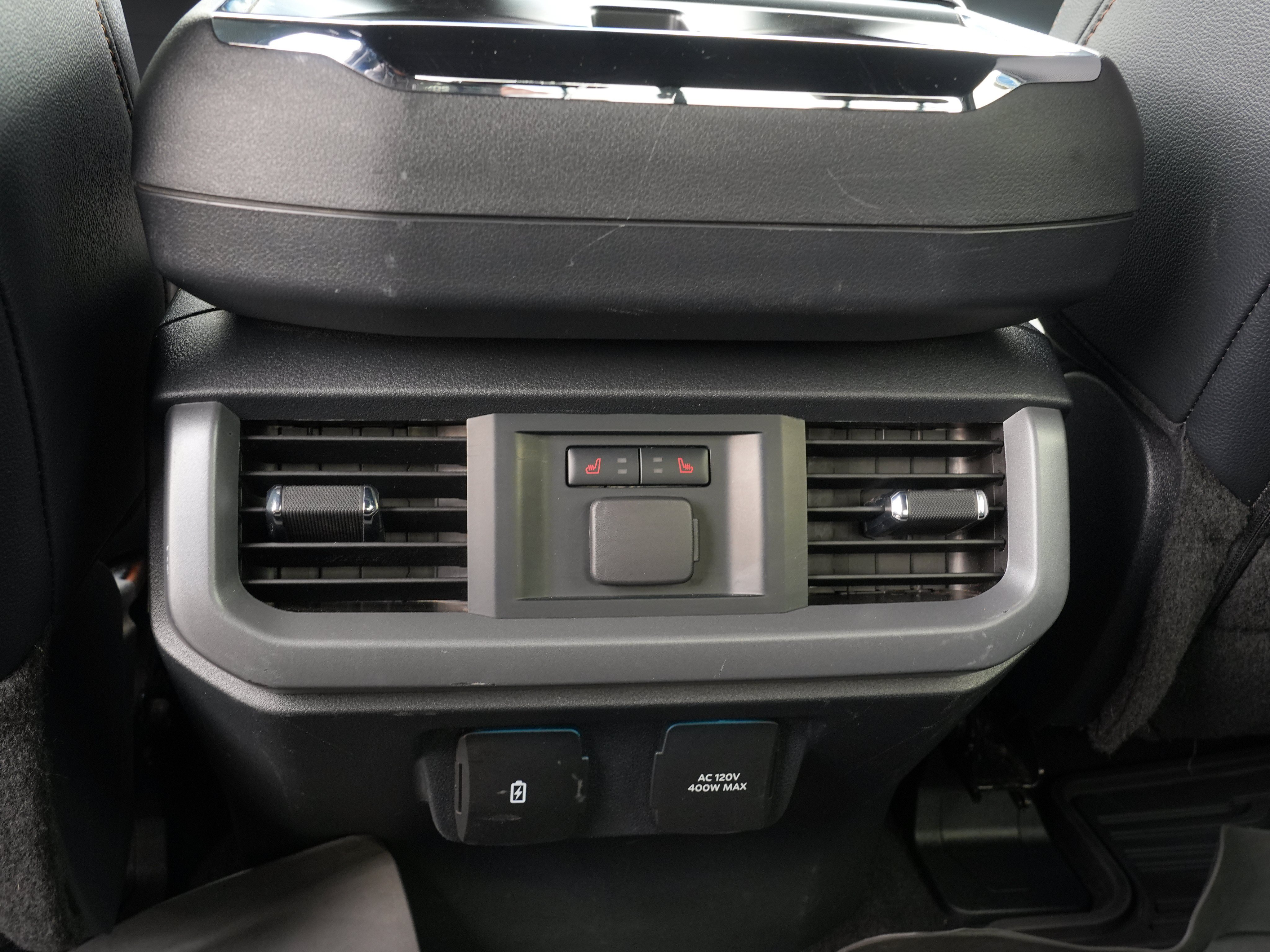 Used 2025 Ford F150 Lariat w/ Equipment Group 502A High AWD/4WD image 29
