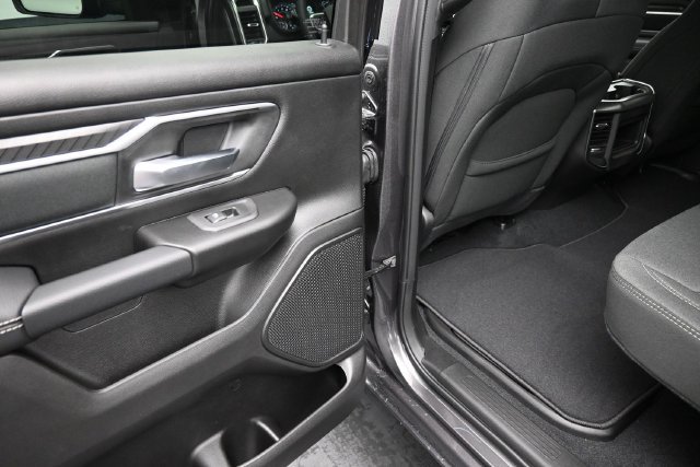 New 2027 RAM 1500 4x4 Crew Cab image 19