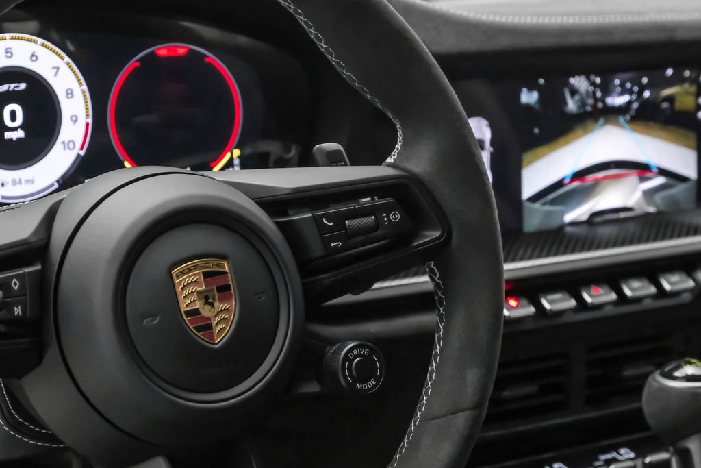 Used 2026 Porsche 911 GT3 w/ Weissach Package RWD image 18