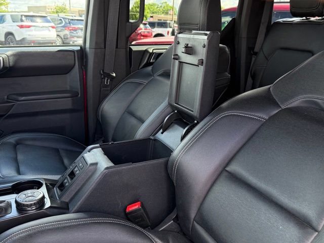 Used 2025 Ford Bronco Badlands AWD/4WD image 29