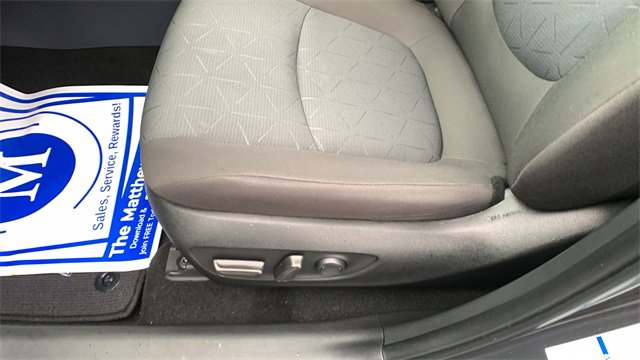 Used 2023 Toyota RAV4 XLE image 13