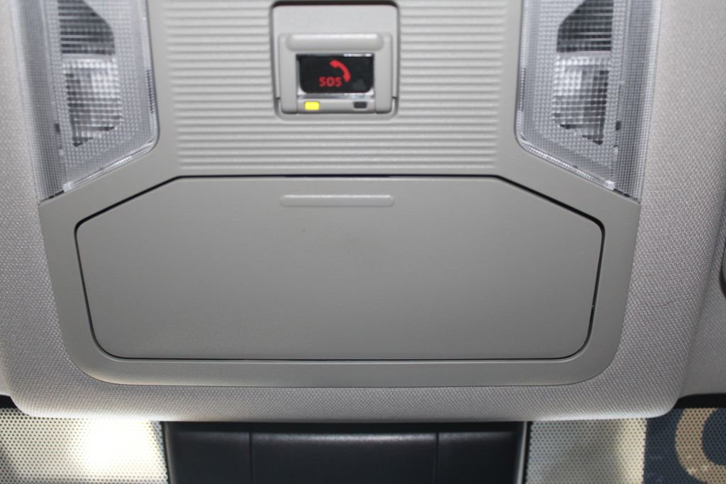 Used 2021 Toyota RAV4 XLE image 36