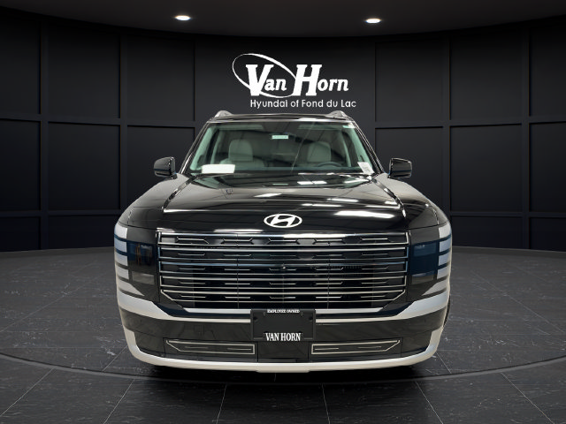Used 2026 Hyundai Palisade Calligraphy AWD/4WD image 2