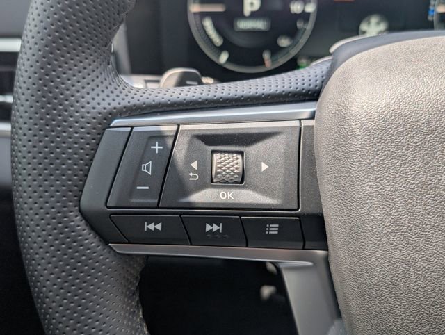 New 2025 Mitsubishi Outlander SE image 16