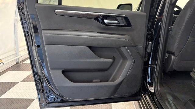 New 2026 Chevrolet Suburban LS w/ Max Trailering Package AWD/4WD image 21
