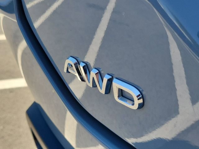 Certified 2025 Honda Pilot Touring image 7