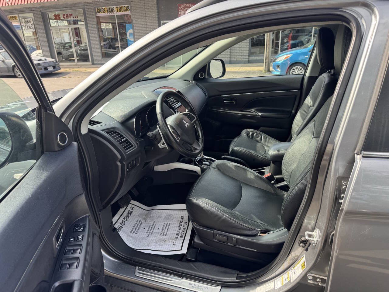 Used 2014 Mitsubishi Outlander Sport SE AWD/4WD image 4