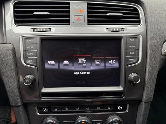 Used 2016 Volkswagen e-Golf SEL Premium FWD image 18