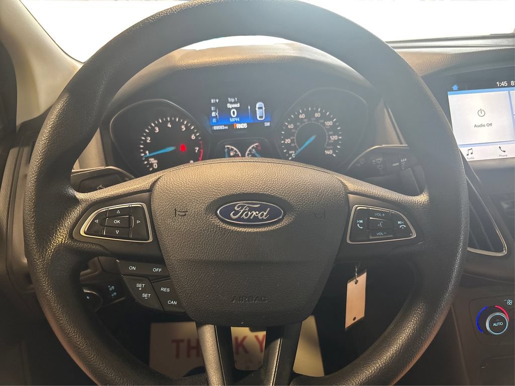 Certified 2018 Ford Focus SEL FWD image 27