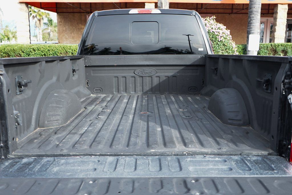 Used 2017 Ford F350 Lariat w/ Lariat Value Package image 8