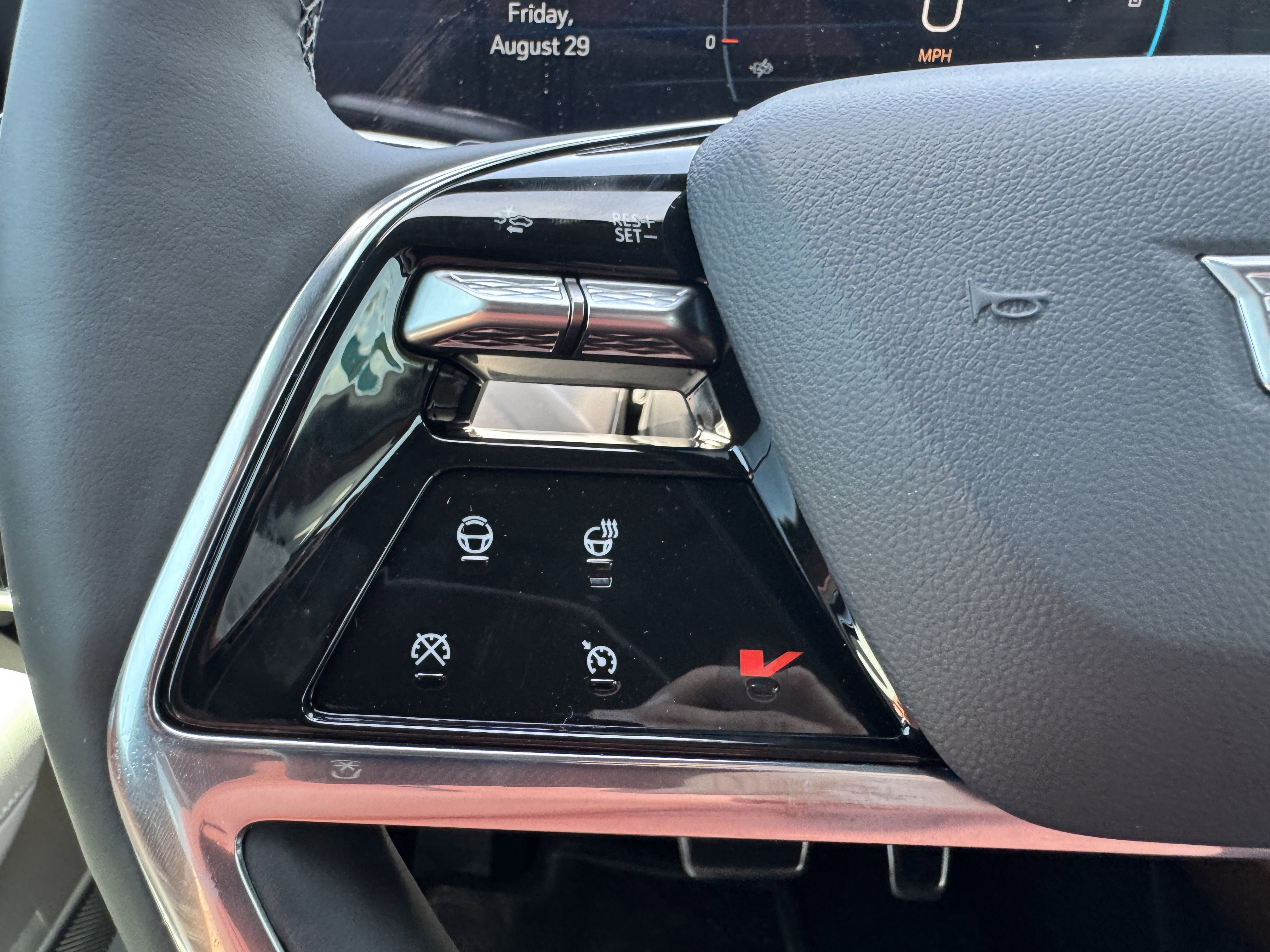 New 2026 Cadillac Vistiq Luxury image 26