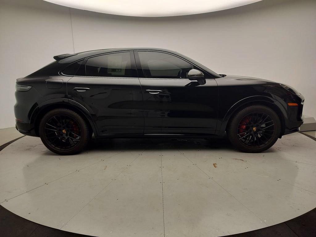 Certified 2023 Porsche Cayenne GTS AWD/4WD image 4