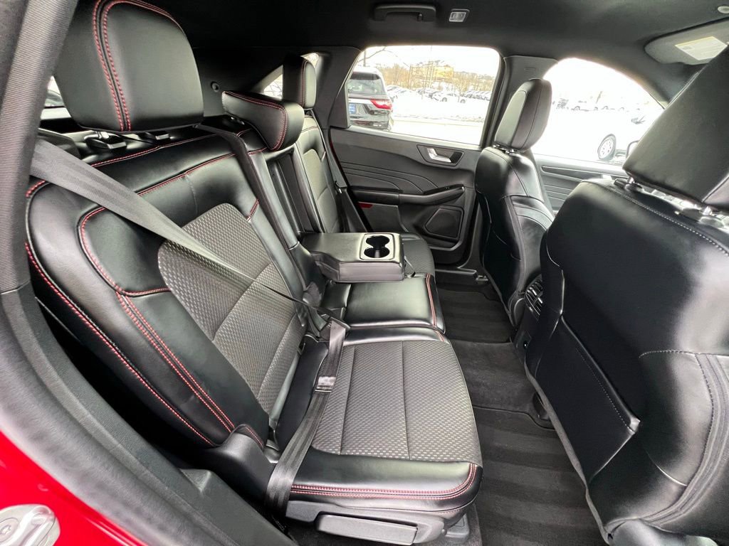 Used 2025 Ford Escape ST-Line Select image 24