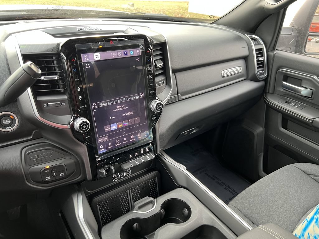 New 2026 RAM 3500 Big Horn AWD/4WD image 12