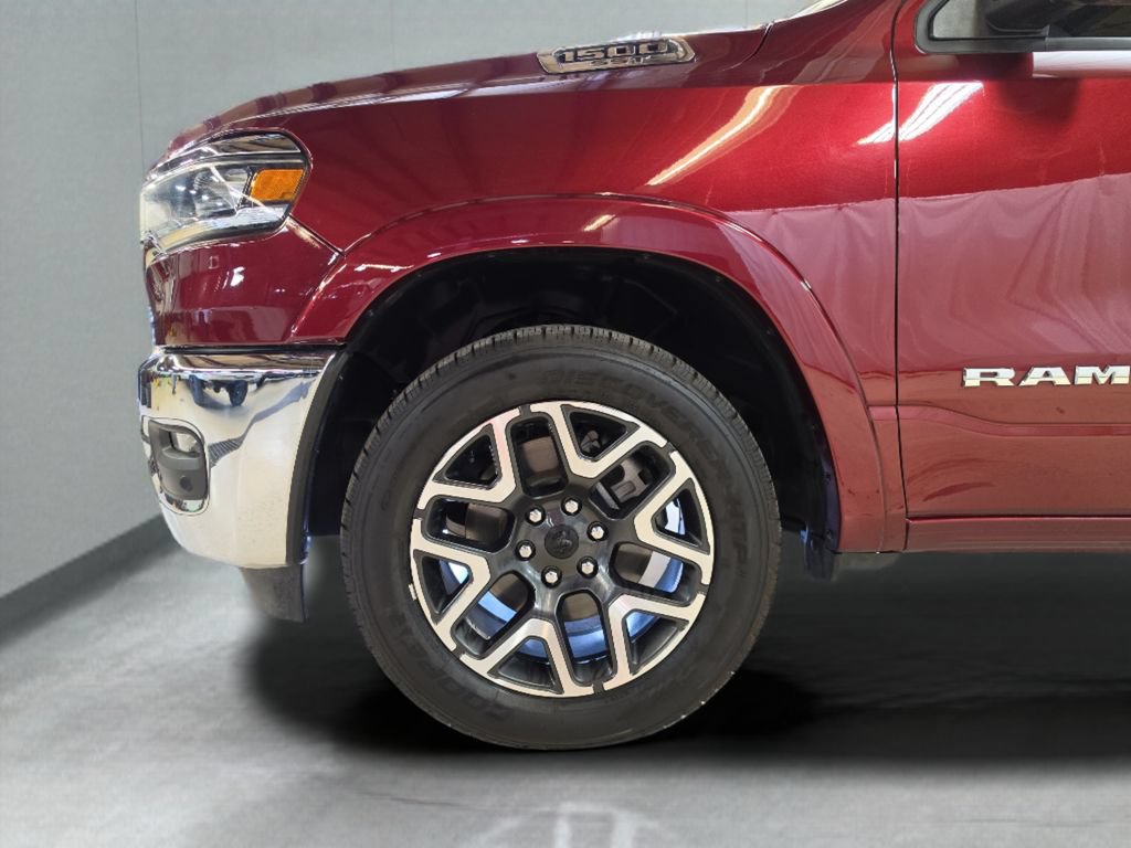 Used 2025 RAM 1500 Laramie AWD/4WD image 24