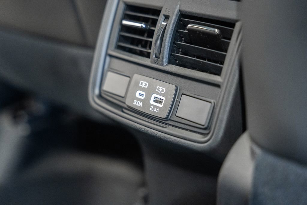 Used 2026 Subaru Forester Premium image 30