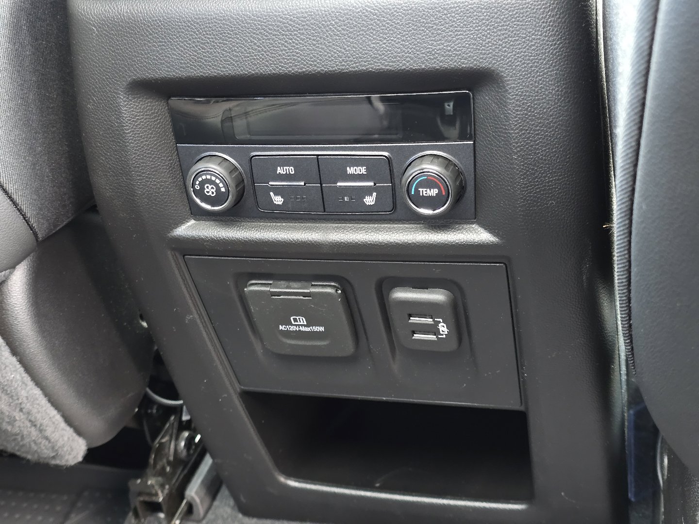 Used 2022 Chevrolet Traverse High Country image 38